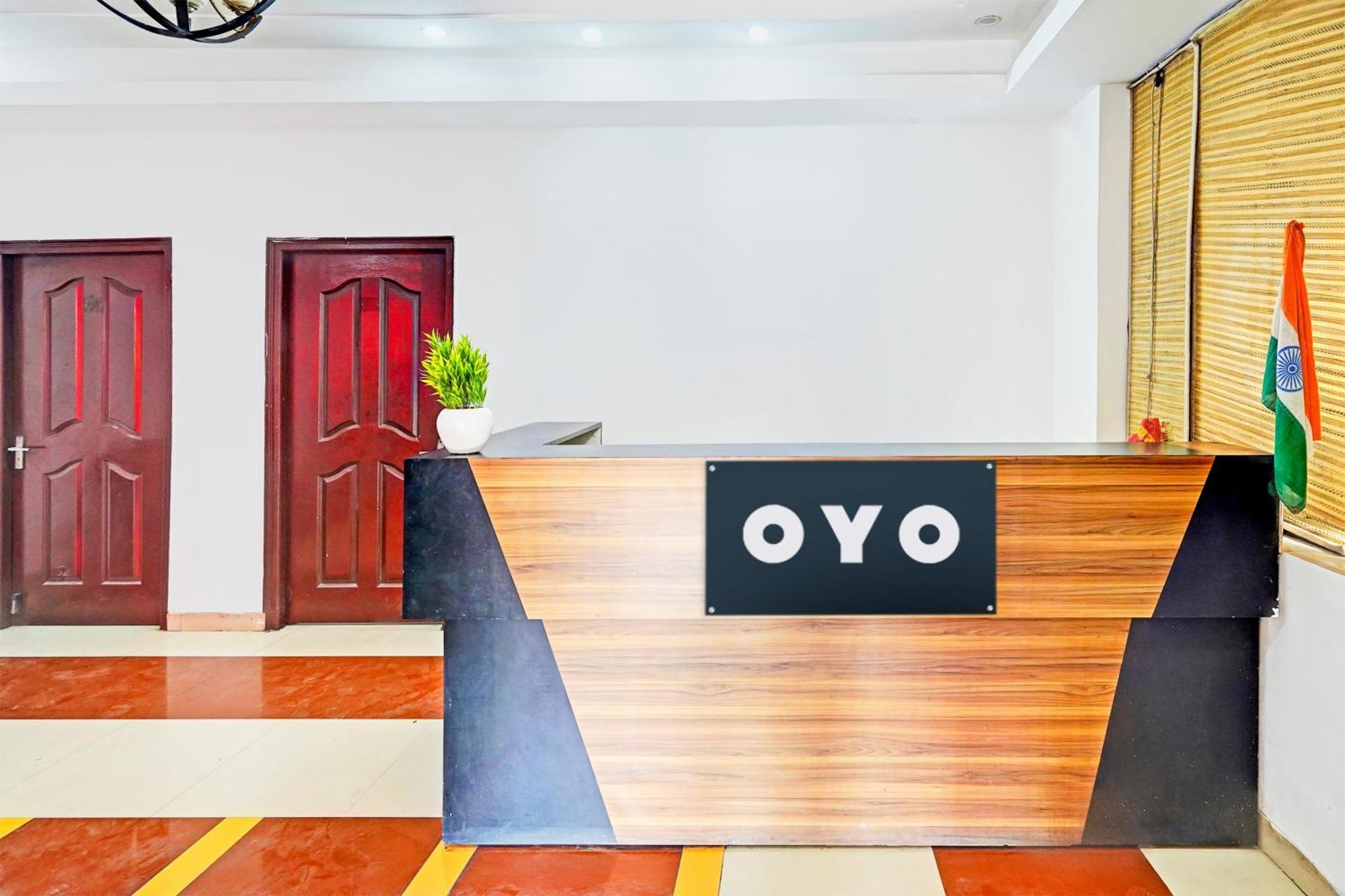 Super Hotel O Palm Dehradun Eksteriør bilde