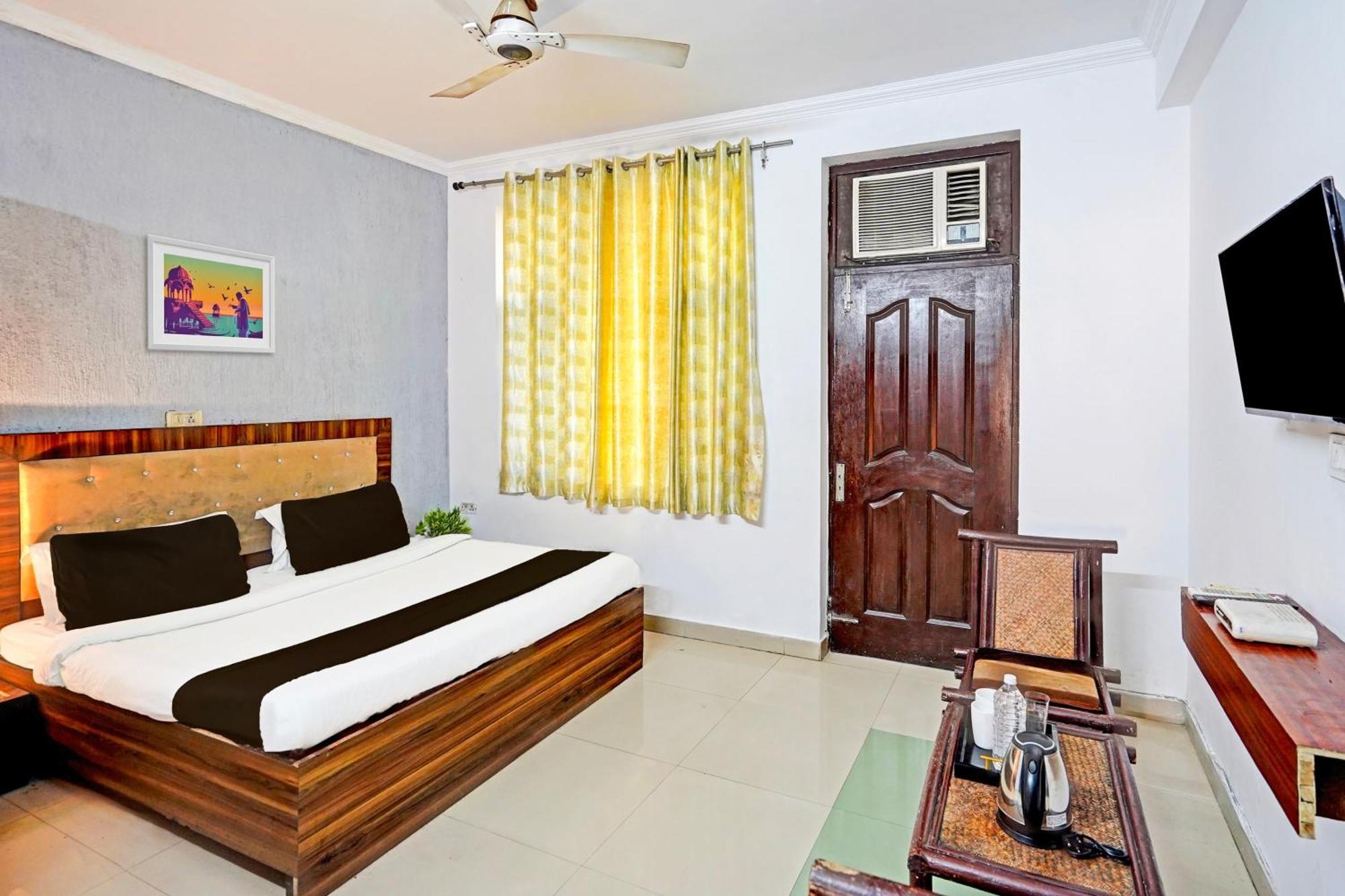 Super Hotel O Palm Dehradun Eksteriør bilde