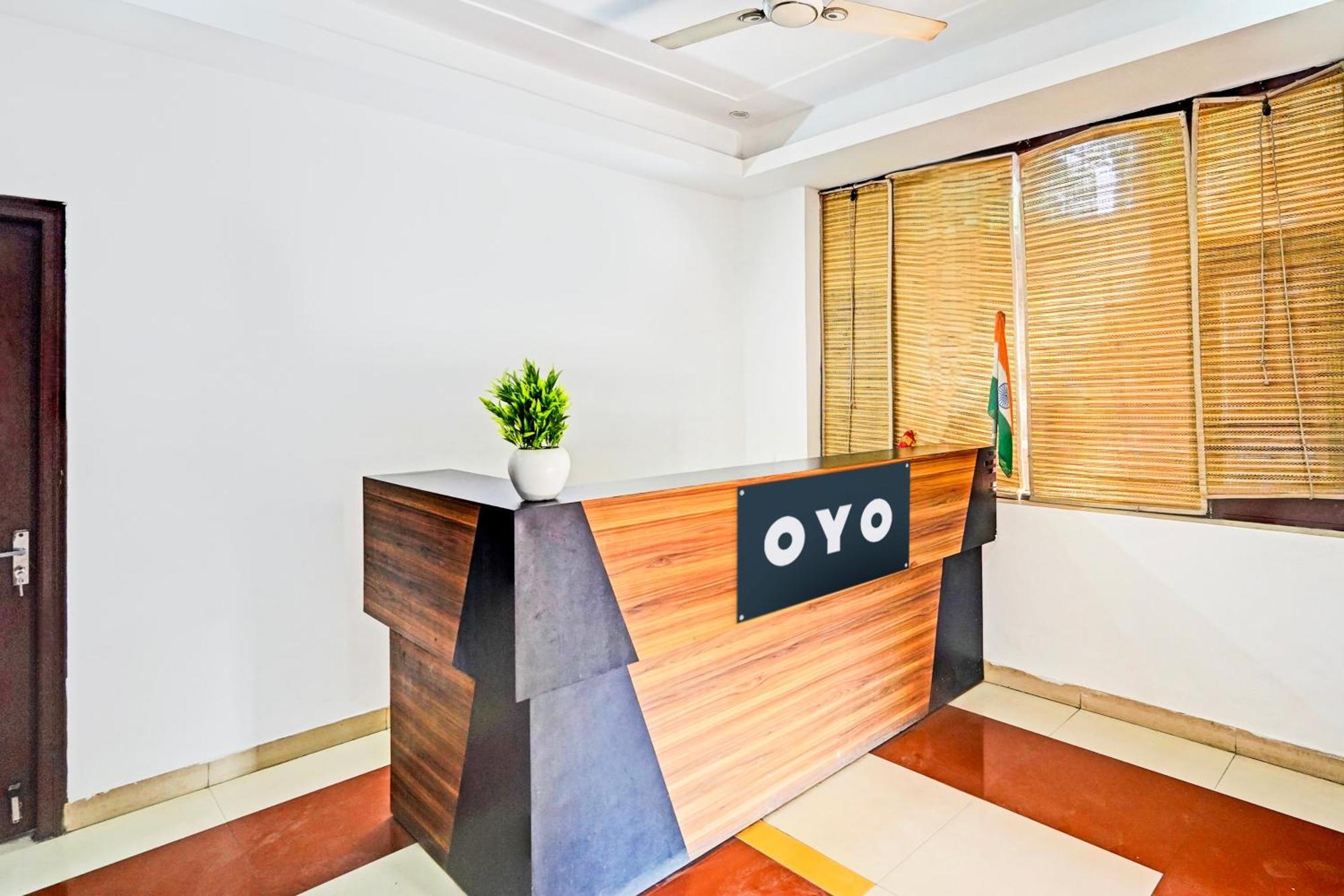 Super Hotel O Palm Dehradun Eksteriør bilde