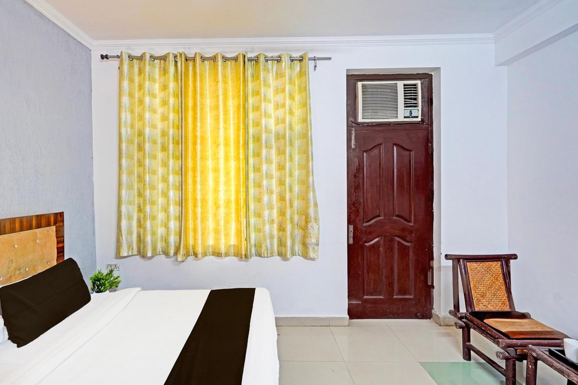 Super Hotel O Palm Dehradun Eksteriør bilde
